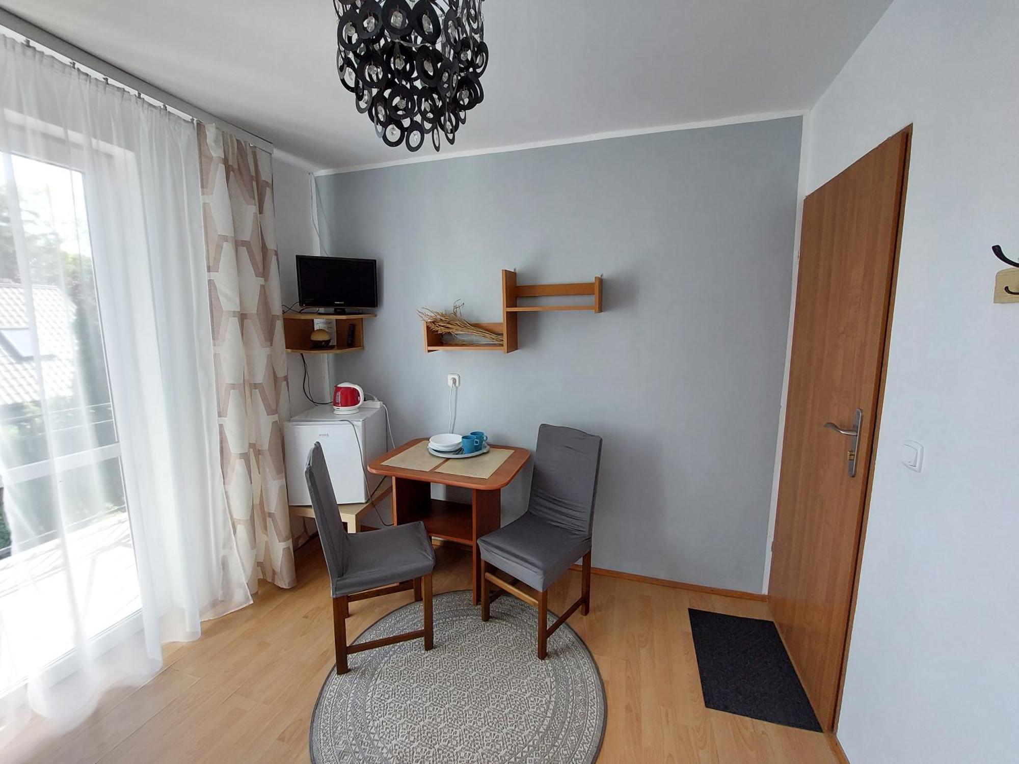 Pokoje Goscinne Na Klifie Homestay *